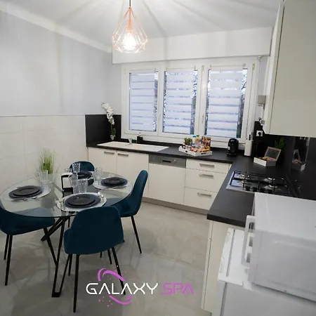Galaxy - Neptune Jacuzzi Et Sauna Privatif Appartement