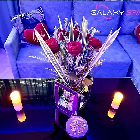 Galaxy - Neptune Jacuzzi Et Sauna Privatif * Champigneulles